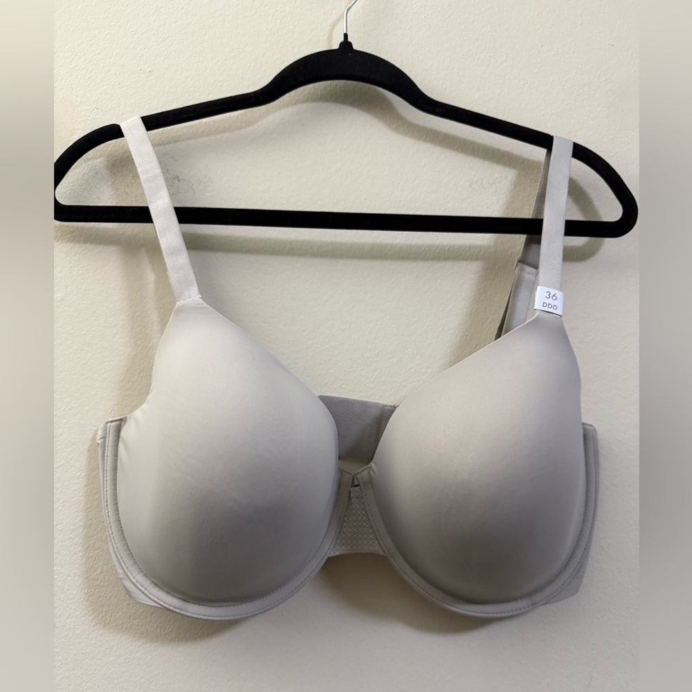 NWT Calvin Klein Perfectly Fit‎ Flex Convertible Bra in Light Gray - 36DDD